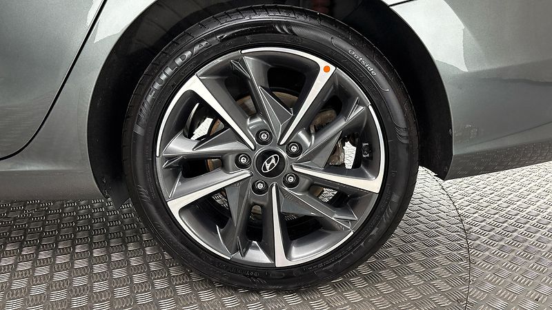 Hyundai i30 1.5 T-GDI AUT Style Kombi - fotka 19 z 29