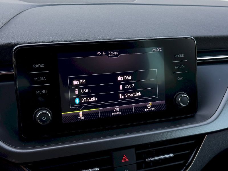 Škoda Scala (2023) 1.5 TSI 110 kW Style - fotka 17 z 22