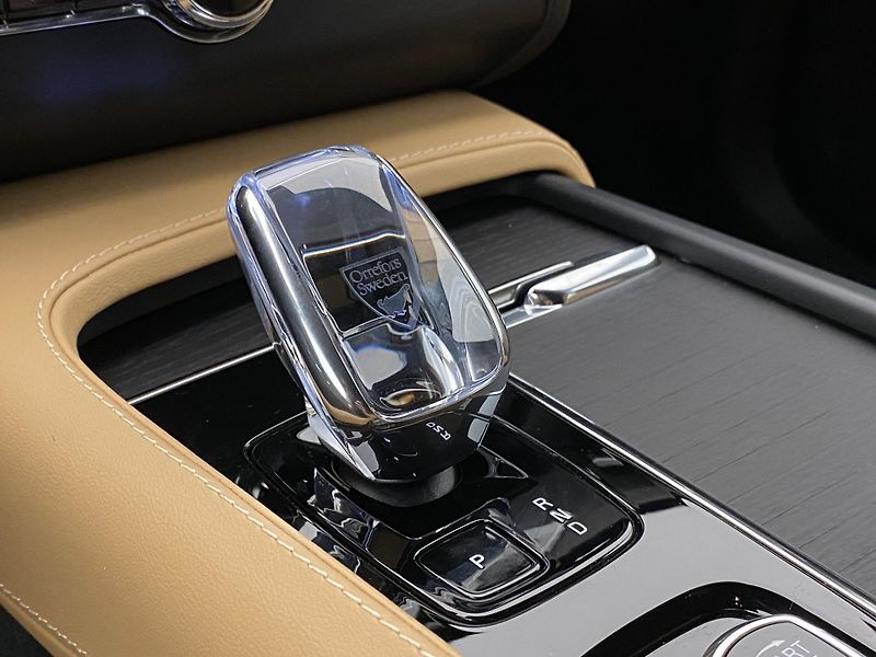 Volvo XC90 B5 AWD BRIGHT PLUS AUT CZ - fotka 28 z 63