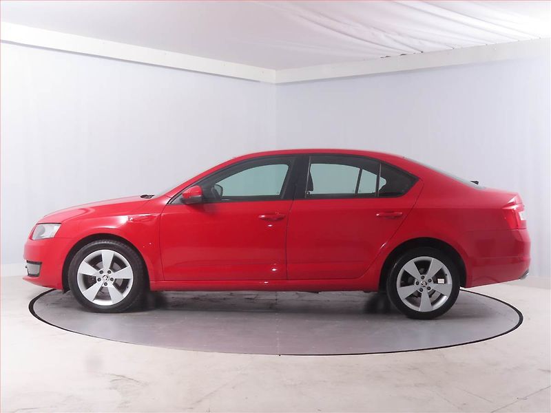 Škoda Octavia (2016) 1.6 TDI, Tempomat - fotka 3 z 18