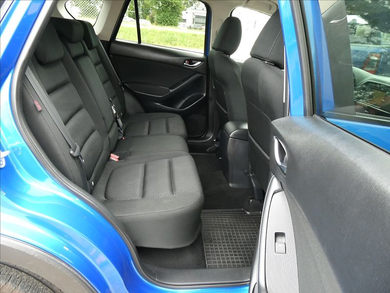 Mazda CX-5 2,0 Skyactiv AWD,serviska,118k - fotka 24 z 40