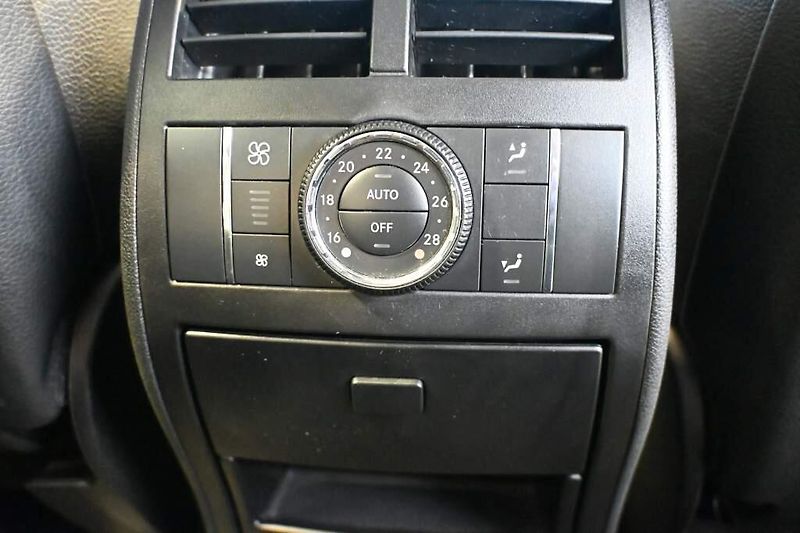 Mercedes-Benz Třídy M (2008) 3.0 4MATIC 7G-TRONIC XENON Vzd - fotka 17 z 33
