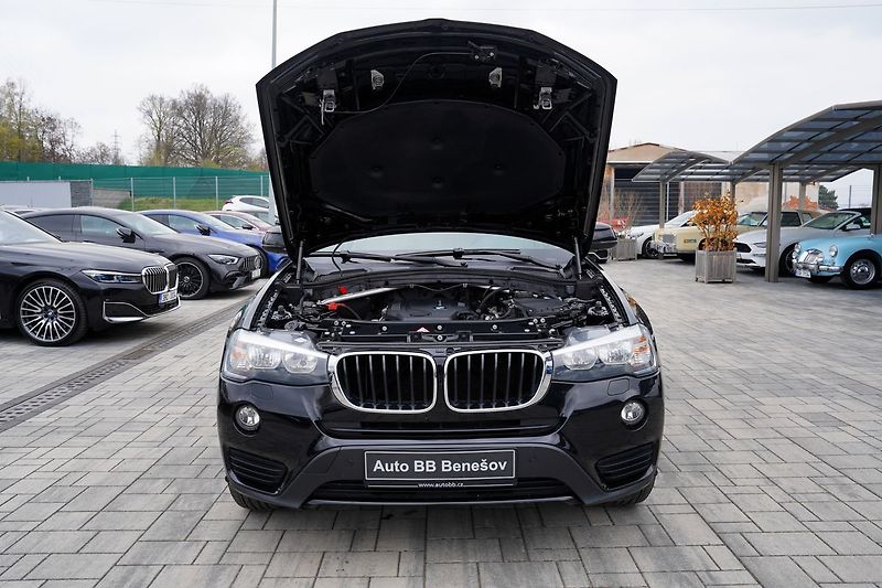 BMW X3 2.0d sDrive/AT/150 PS/šíbr - fotka 9 z 40