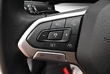 Volkswagen Golf 2,0 TDI 110kW DSG Life Záruka - náhled 22