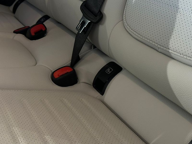 Mercedes-Benz GLC 220d 4M, DISTRONIC, Nezávislé - fotka 33 z 35
