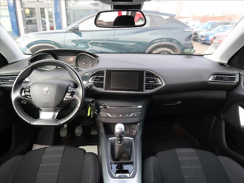 Peugeot 308 2,0 BHDi,110kW,NovéČR,DPH - fotka 16 z 23