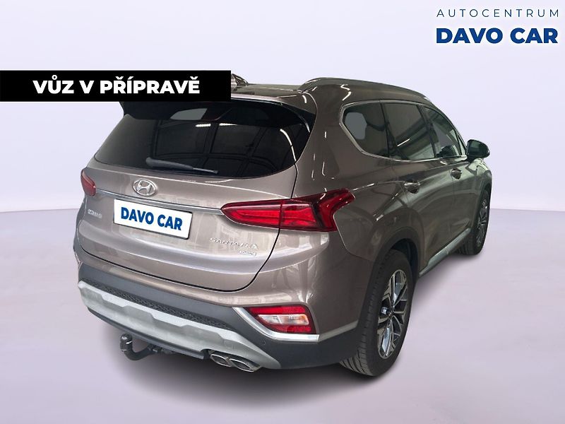 Hyundai Santa Fe 2,2 CRDi 147kW Premium+ 4x4 CZ - fotka 5 z 12