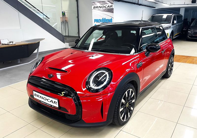 Mini Cooper SE, 135 kW, CHILLI RED, ČR - fotka 3 z 29