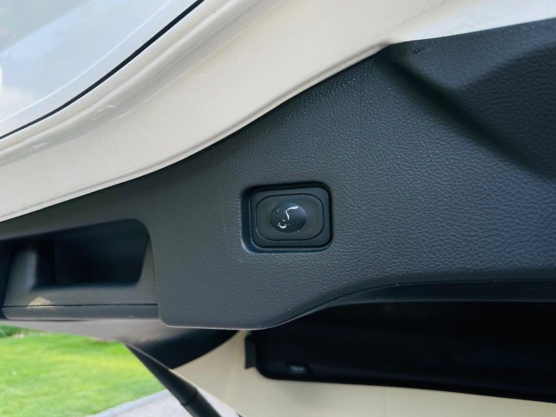 Ford Mondeo 2.0TDCi MAN VÝHŘEV SENZORY LED - fotka 22 z 46