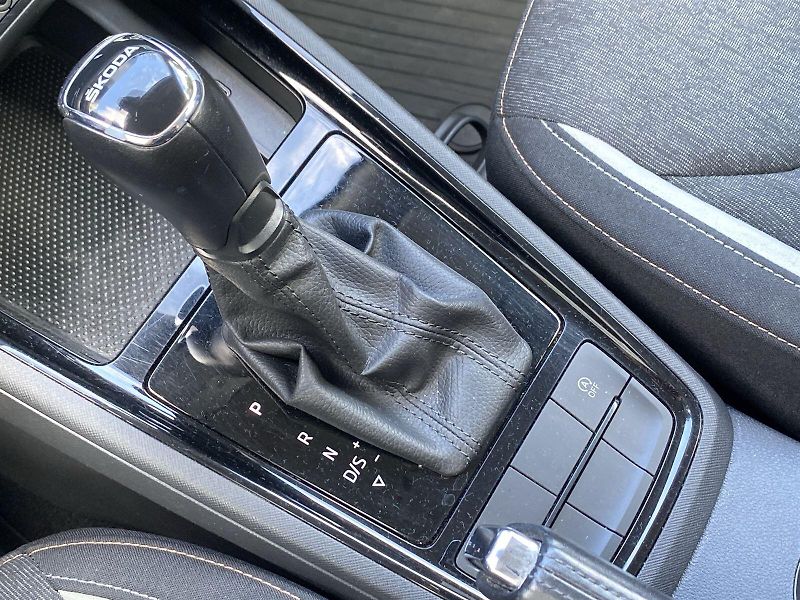 Škoda Kamiq (2020) 1.0 TSI DSG Style - fotka 16 z 31