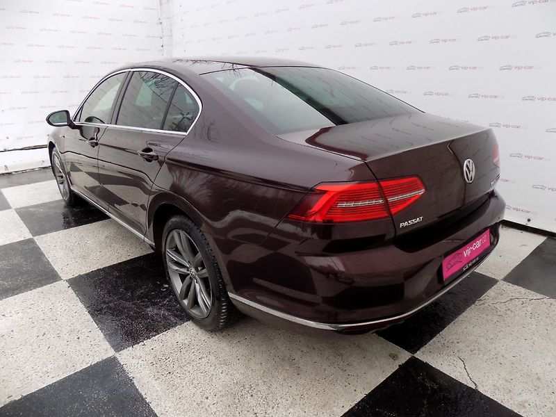 Volkswagen Passat (2017) 2.0TDI/DSG/4x4/NAVI/LED/ČR/ - fotka 3 z 42