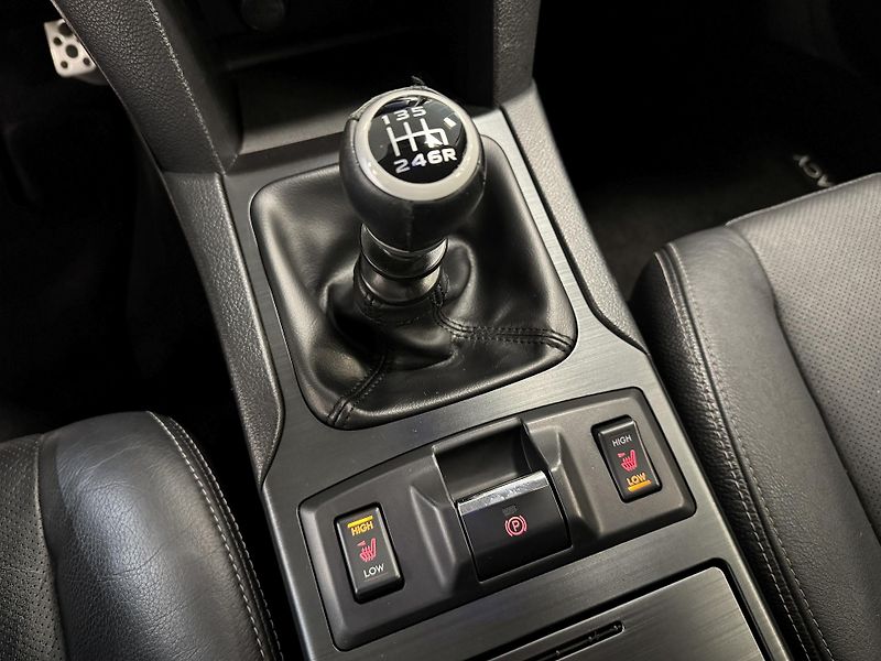Subaru Legacy kombi 2.0D Sport, 6MT, CZ - fotka 32 z 51