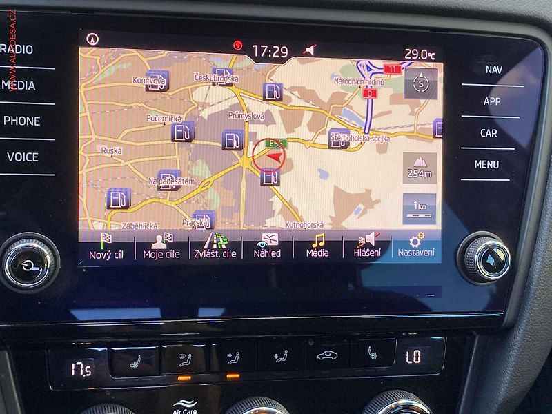 Škoda Octavia (2019) 1.6 TDI, ČR, Ambition Plus - fotka 16 z 18