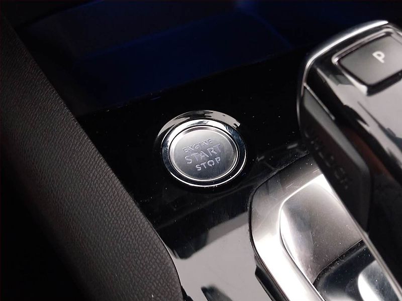 Peugeot 5008 (2021) PureTech 130 - fotka 20 z 23