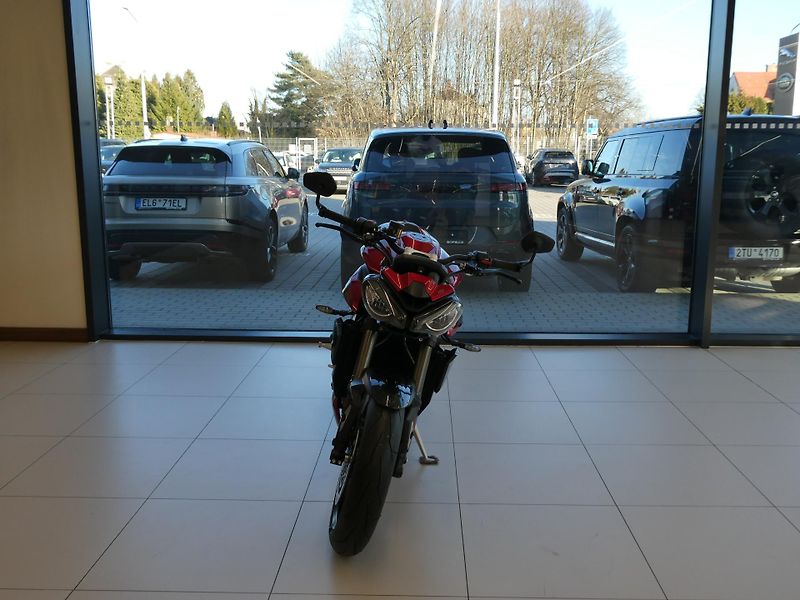 Triumph Street Triple 765 RS (2026) DEMO - fotka 8 z 9