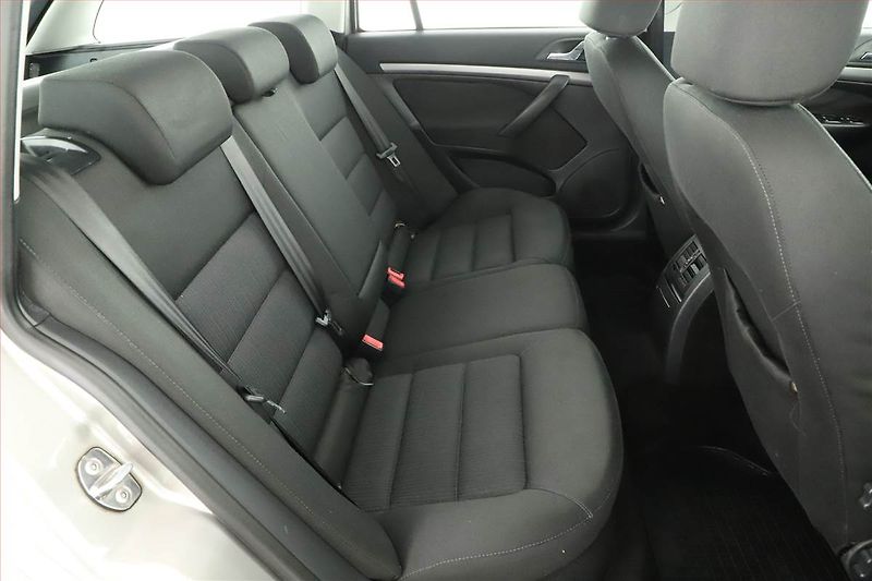 Škoda Octavia (2008) Elegance 1.9 TDI, Serv.kniha - fotka 7 z 13