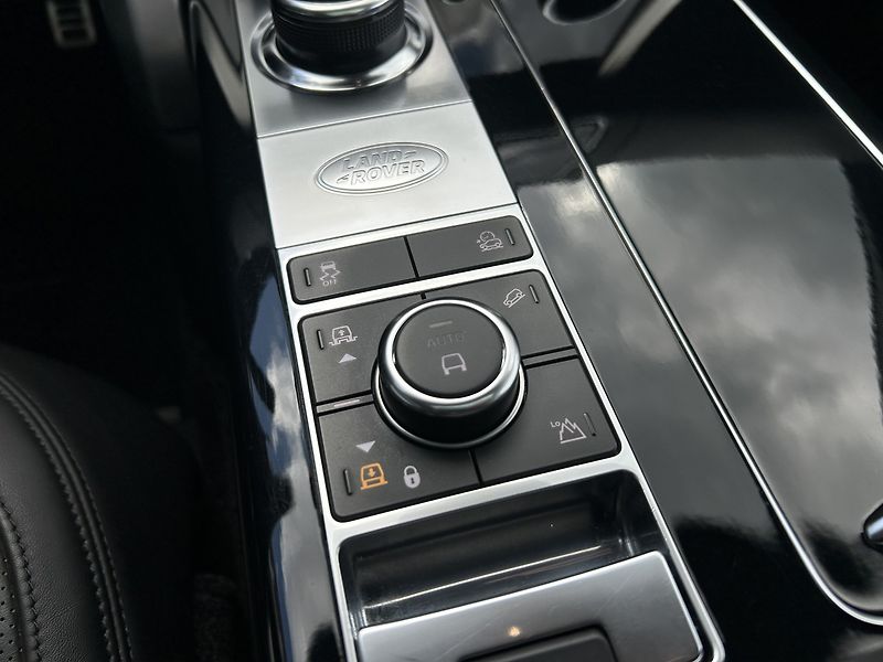 Land Rover Range Rover VOGUE MY 21,5 D300 - fotka 26 z 37