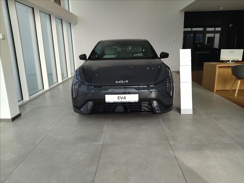 Kia EV4 (2025) 81,4 kWh GT-LINE - fotka 2 z 21