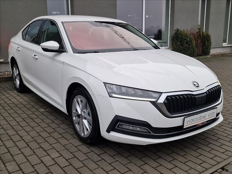 Škoda Octavia 2.0 TDI Style,původ ČR,1.Maj. - fotka 3 z 50