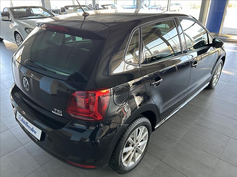 Volkswagen Polo 1,2   TSI,LOUNGE,2.MAJ,SERVISK - fotka 6 z 25