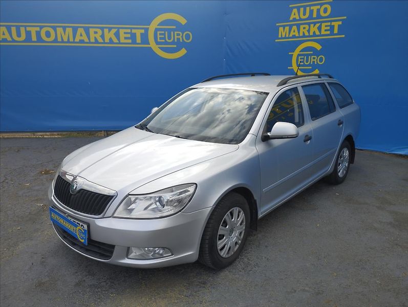Škoda Octavia 1,6 TDi 77KW - fotka 1 z 15