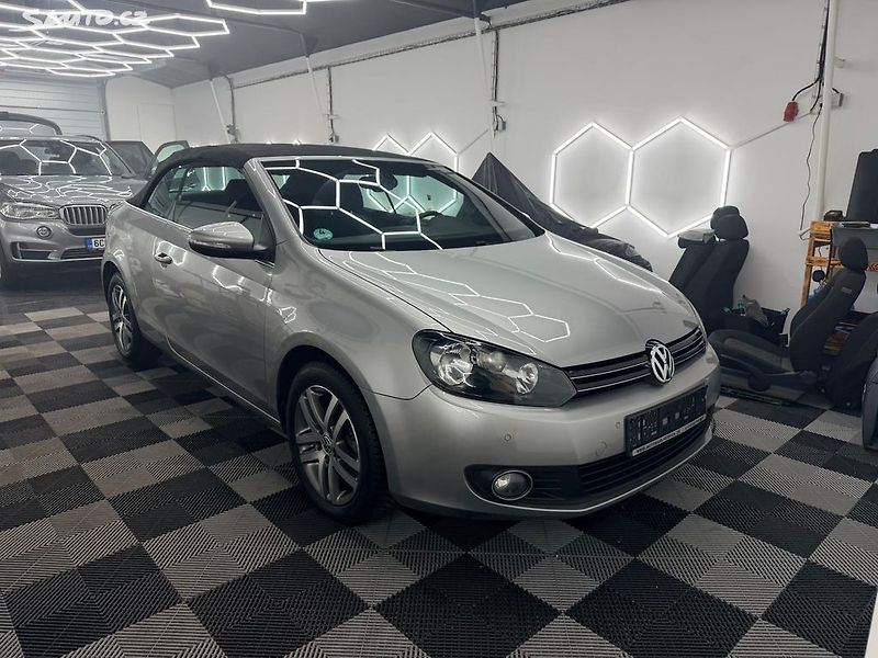 Volkswagen Golf Cabrio 1,4 TSI - fotka 21 z 27