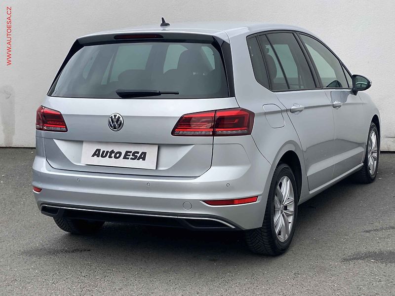 Volkswagen Golf Sportsvan (2018) 1.0 TSi, Comfortline, navi - fotka 4 z 16