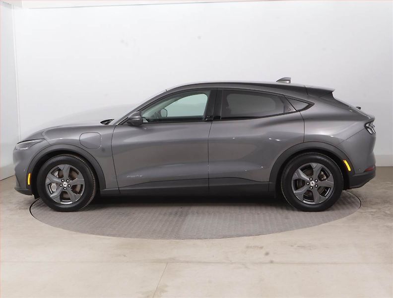 Ford Mustang Mach-E (2021) Standard Range RWD, SoH 95% - fotka 3 z 18