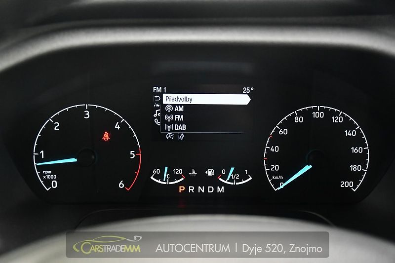 Ford Tourneo Custom 2.0EcoBlue 8.MÍST TITANIUM - fotka 37 z 43