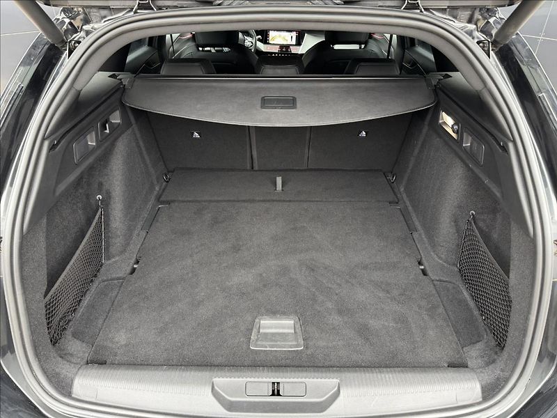 Peugeot 308 1,2 PT 96kW GT Line AT8 DPH - fotka 13 z 27
