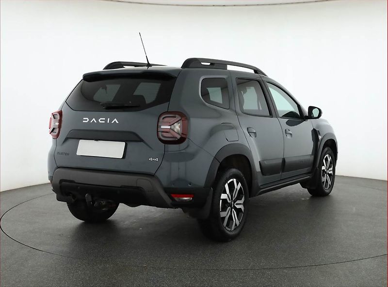 Dacia Duster (2023) 1.3 TCe - fotka 5 z 17
