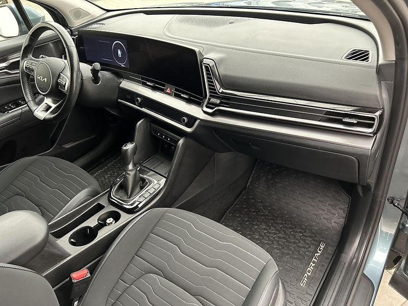 Kia Sportage 1.6 T-GDi GPF 4x2 TOP (2022) - fotka 27 z 35