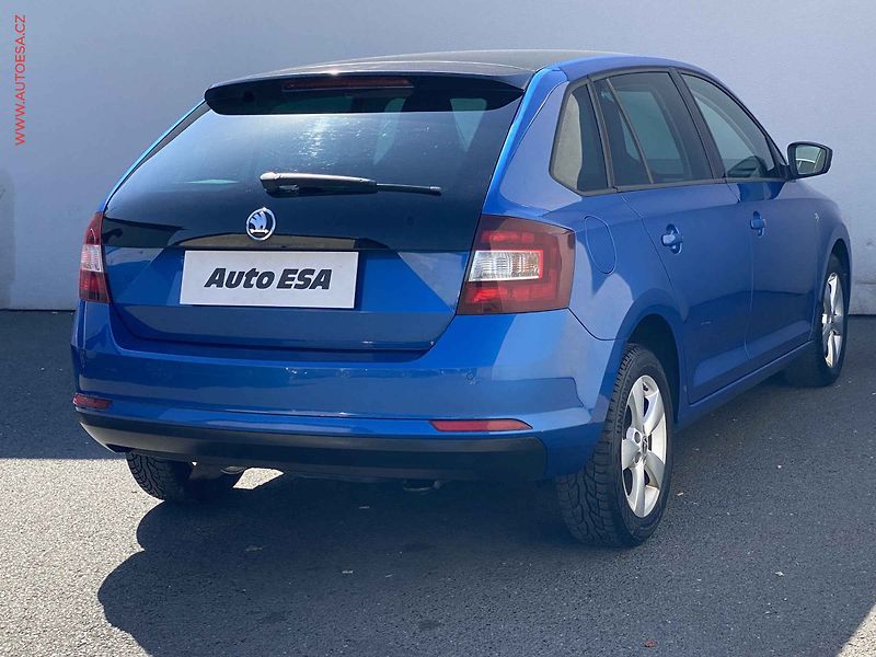 Škoda Rapid (2015) 1.2 TSi, Ambition, panor - fotka 4 z 16