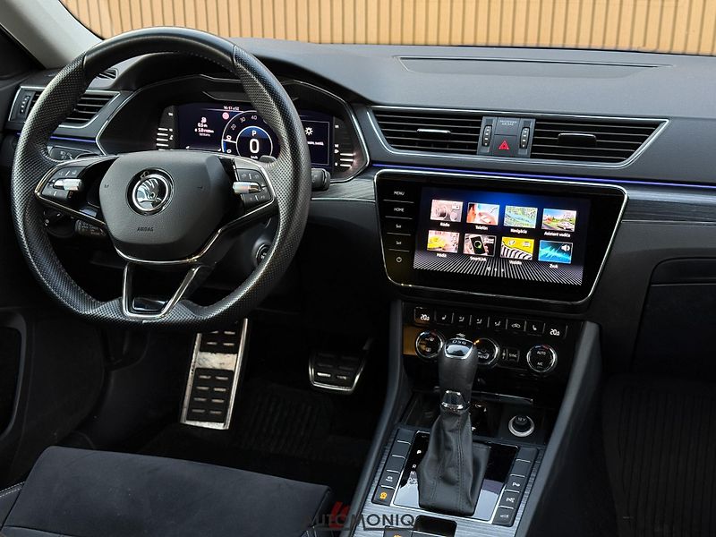 Škoda Superb (2021) 2.0 TDI DSG Matrix, Travel Ass - fotka 19 z 26