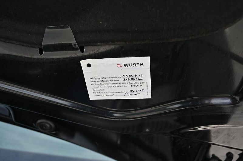 Škoda Octavia 2.0TDI 7/2011 Rezervace - fotka 38 z 50