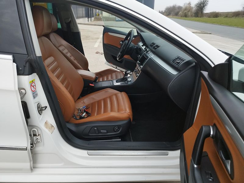 Volkswagen Passat CC 2.0TDI, volat-608 081 843 - fotka 12 z 21