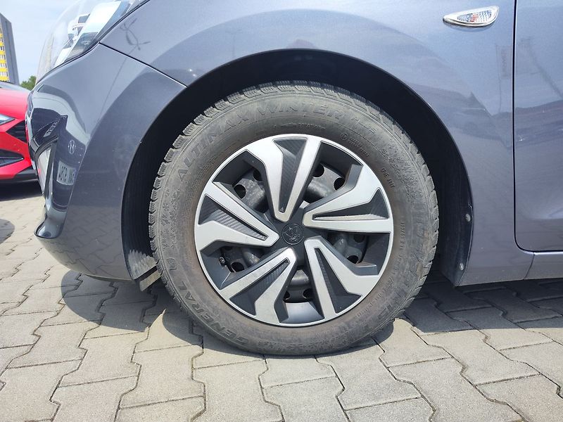 Hyundai i30 1.6 CRDI/81kW - fotka 24 z 24