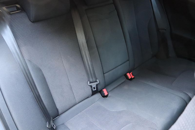 Volkswagen Passat VARIANT 2.0TDI DSG 103kW - fotka 46 z 50