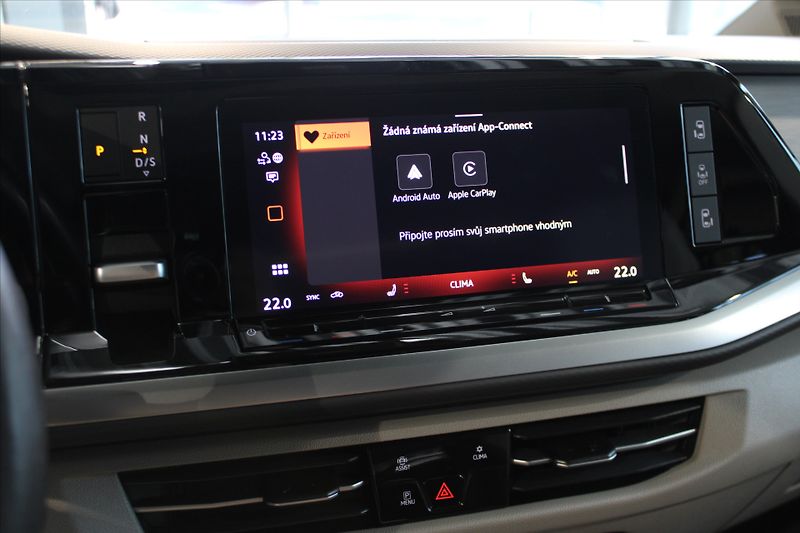 Volkswagen Multivan TDi DSG Style Long ACC/NezTop/ - fotka 16 z 33