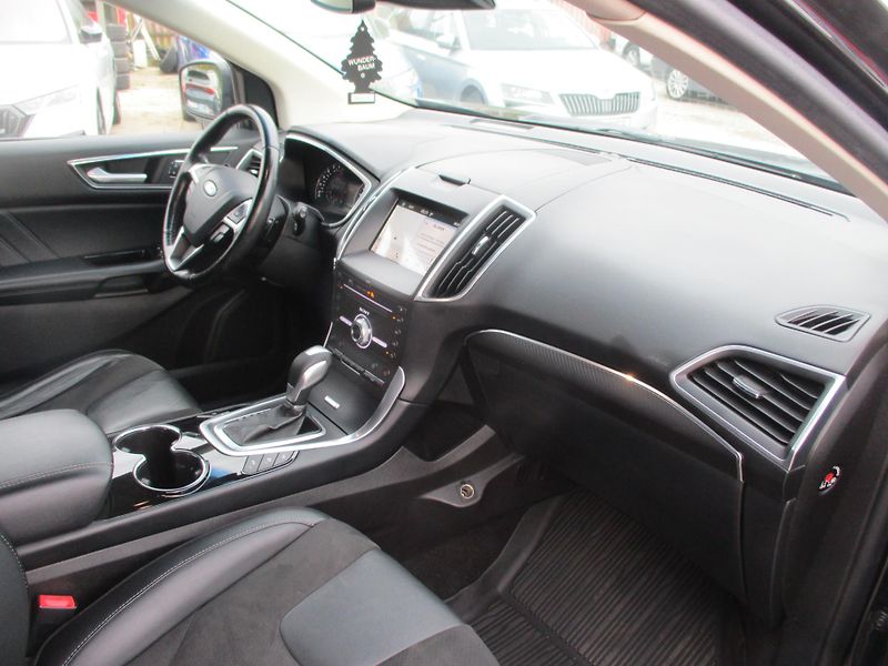 Ford Edge (2017) 2,0  TDCi ST Line - fotka 7 z 14