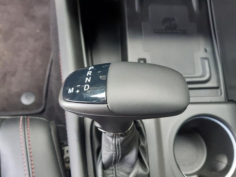Dodge Durango (2026) 5,7 V8 HEMI  R/T 4x4 - fotka 34 z 48