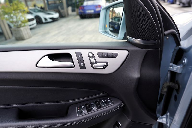 Mercedes-Benz GLS 350d 4Matic, ČR, 7 míst - fotka 22 z 50