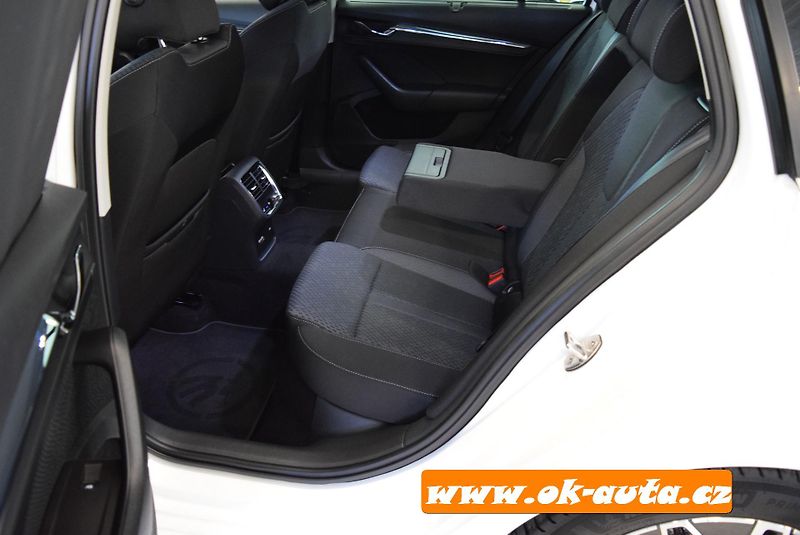 Škoda Octavia 2.0 TDI STYLE PLUS MATRIX DSG  - fotka 18 z 77