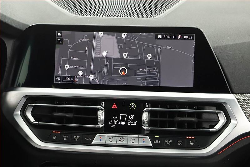 BMW Řada 4 (2023) 430i xDrive - fotka 13 z 20