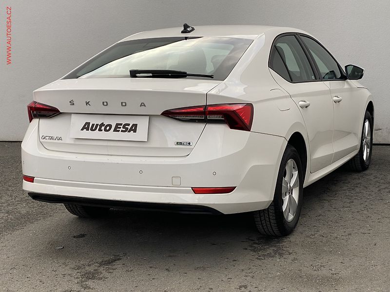 Škoda Octavia (2021) 1.5TSi e-TEC, 1.maj,ČR - fotka 4 z 17