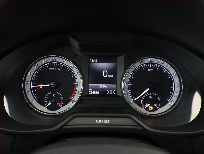 Škoda Octavia (2018) Scout 2.0 TDI, 4X4, Tempomat - fotka 9 z 21