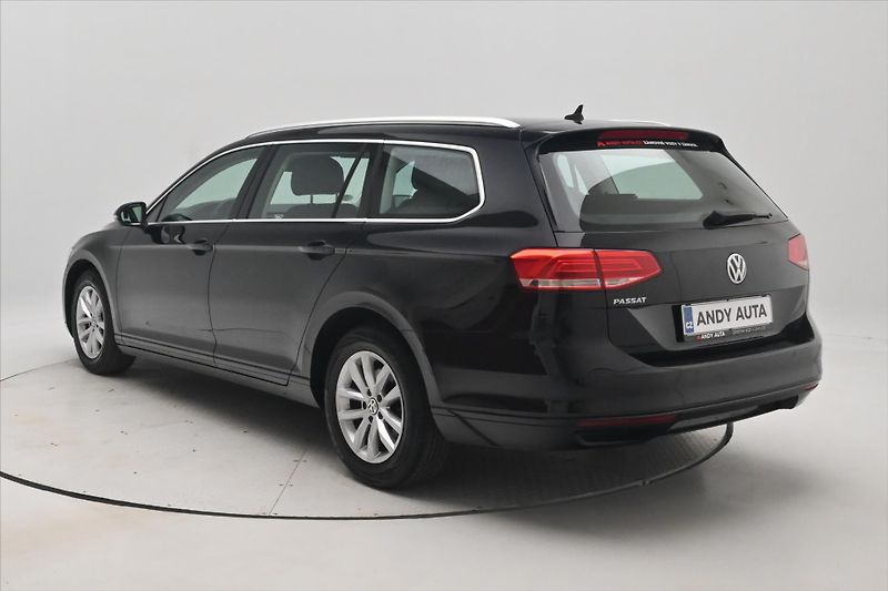 Volkswagen Passat 2,0 TDI 110 kW COMFORTLINE Zár - fotka 7 z 28