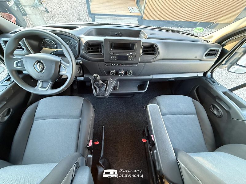 Ahorn Ostatní (2022) Renault Camp A 690 Markíza - fotka 24 z 32