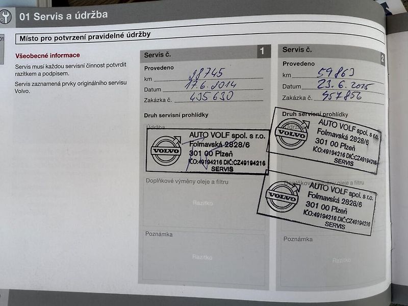 Volvo XC90 (2013) D5 2.4d 4x4 - Nová cena !! - fotka 19 z 23