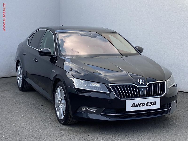 Škoda Superb (2015) 2.0 TDi 4x4, ČR, DSG - fotografie inzerátu